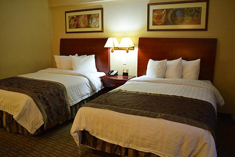 Wingate By Wyndham - Edmonton West Hotell Eksteriør bilde